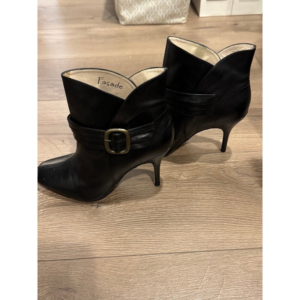 Black Facade Boots Size 7.5